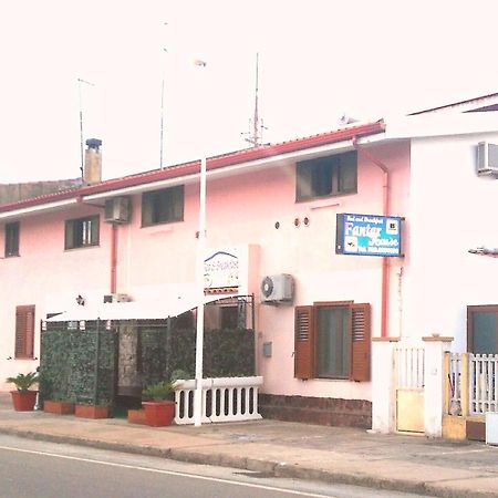 B&B Fantar House Carbonia Esterno foto