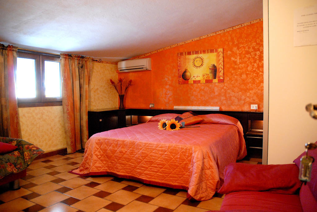 B&B Fantar House Carbonia Camera foto