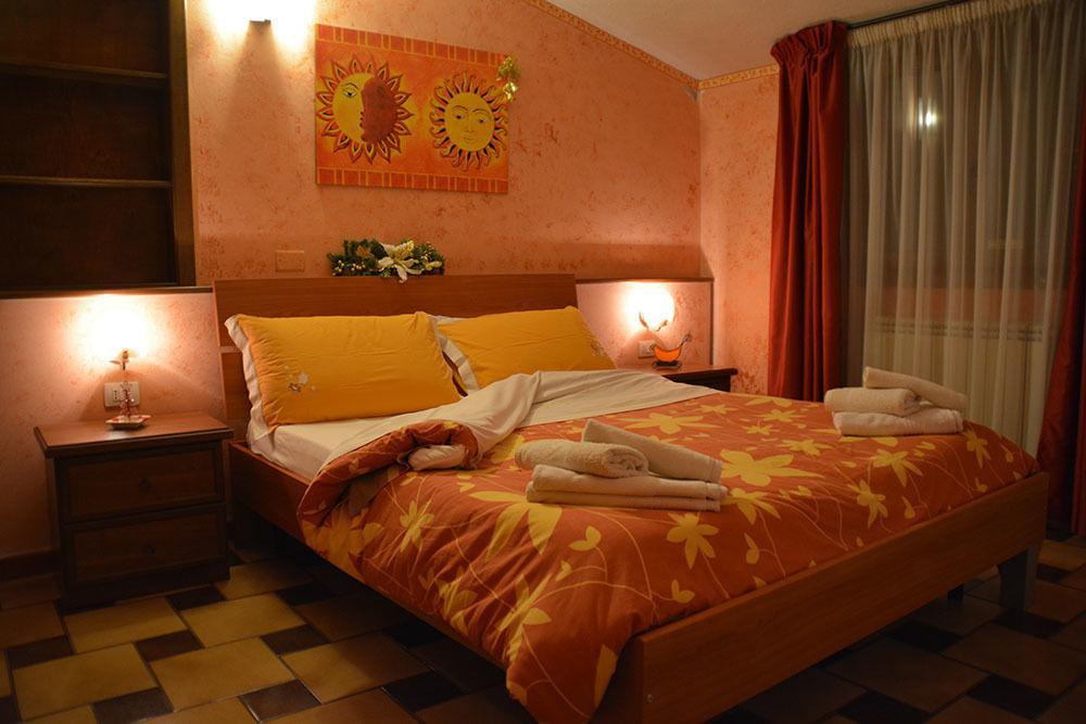 B&B Fantar House Carbonia Esterno foto